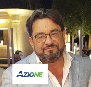 MARANO. Montella (Azione): “Quando il sociale si ferma, a Marano pagano sempre i più deboli. Politiche sociali bloccate, tirocini fermi e scelte discutibili: una gestione che lascia indietro chi ha più bisogno”