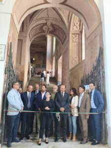 CITTÀ METROPOLITANA DI NAPOLI. Reggia di Portici: consegnati i lavori per il restauro dello Scalone monumentale