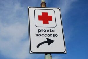 SANITÀ. Il grido di dolore di una mamma: “Mia figlia rischia di morire. Si faccia il possibile per salvarla”