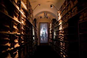 CULTURA. Accordo tra il Museo dell’Archicio Storico Banco Napoli e City Sightseeing: il&nbsp;tour della città prosegue tra le carte