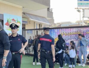 GIUGLIANO. Bufera sull’asilo dopo gli audio choc. Carabinieri acquisiscono i video