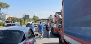 ATTUALITÀ. Blocco tir, il Governo convoca il Cdm: decreto da un miliardo per sbloccare la protesta